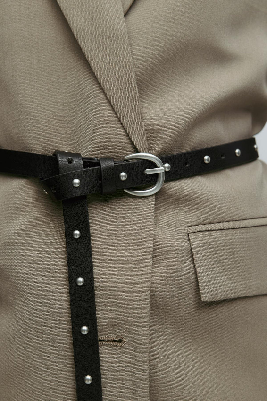 Studded long belt - Black/silver