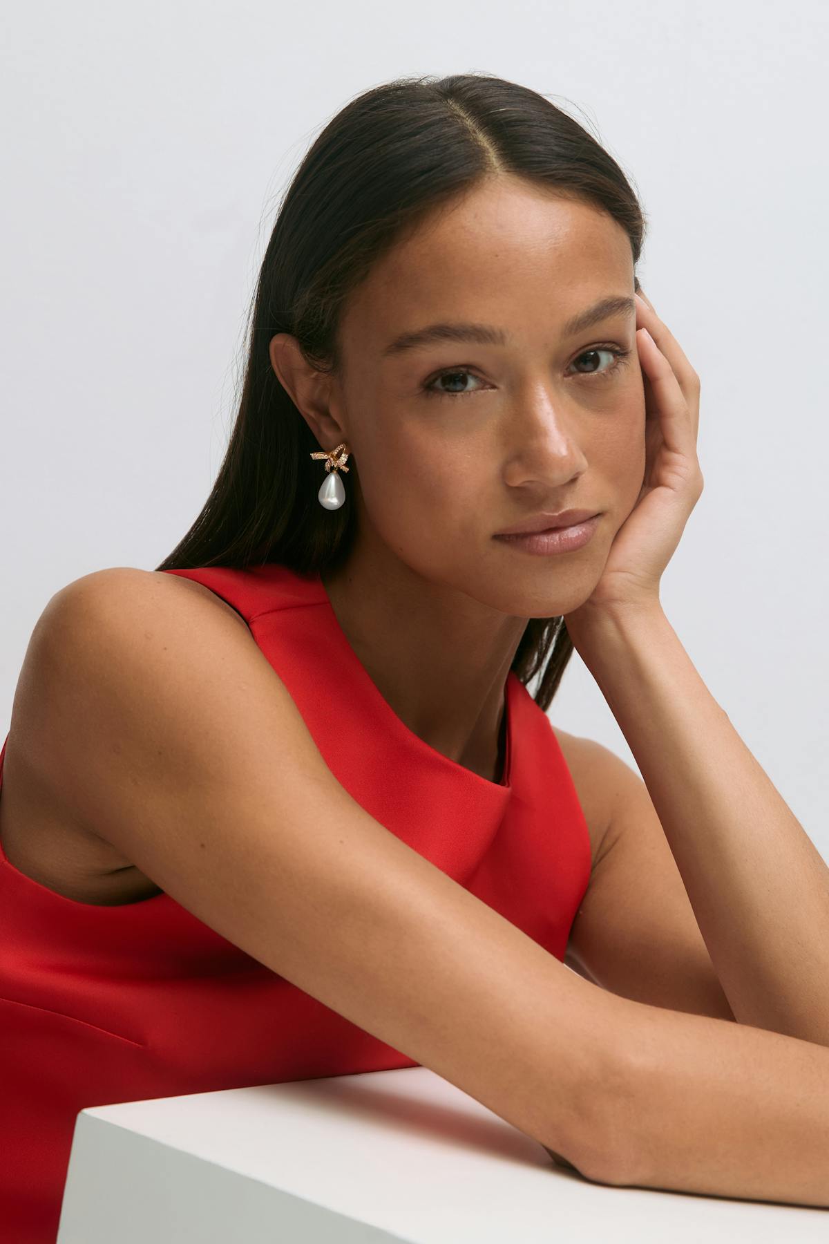 pearl bow earrings