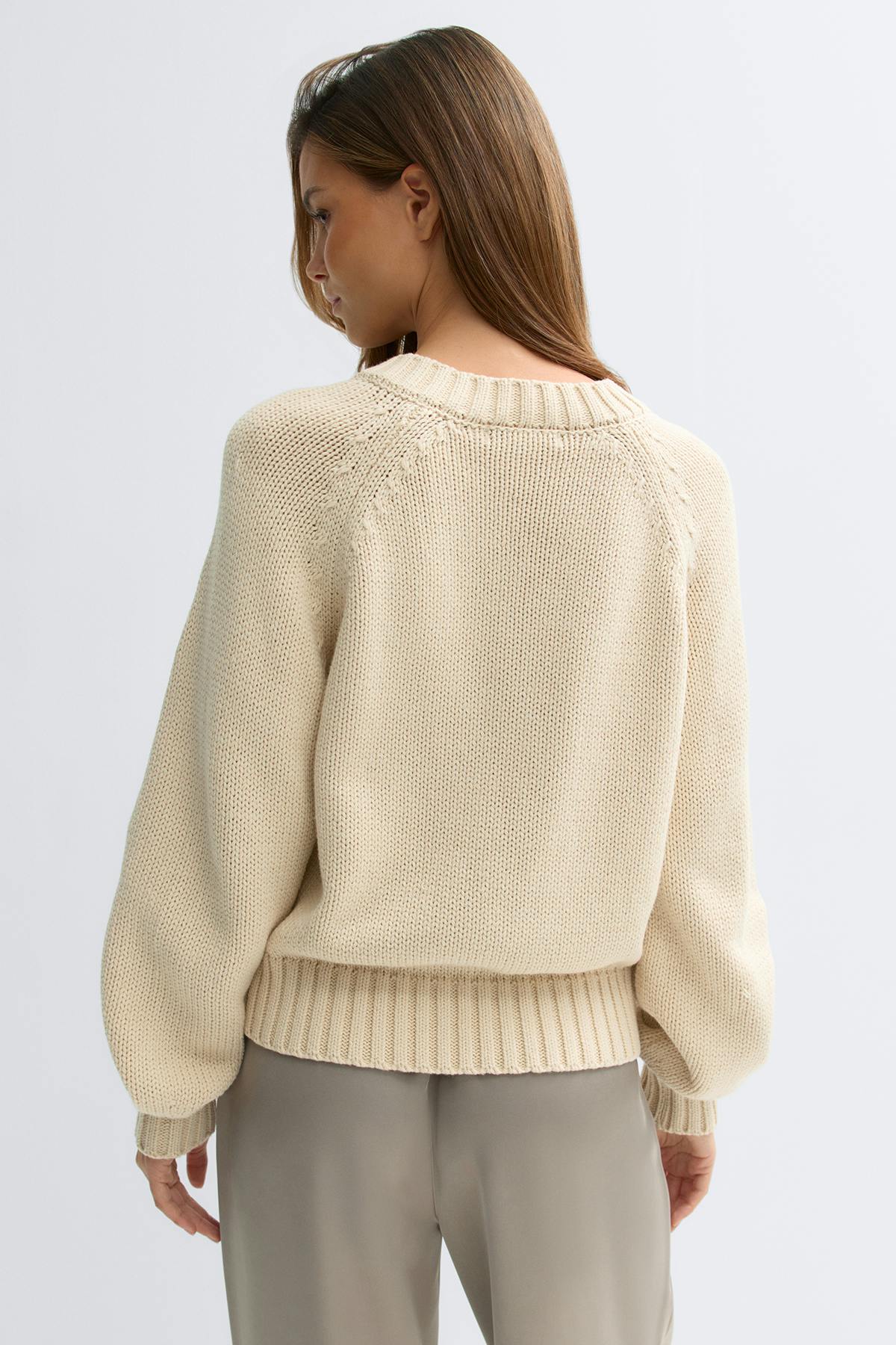V-neck knitted sweater - Grey melange