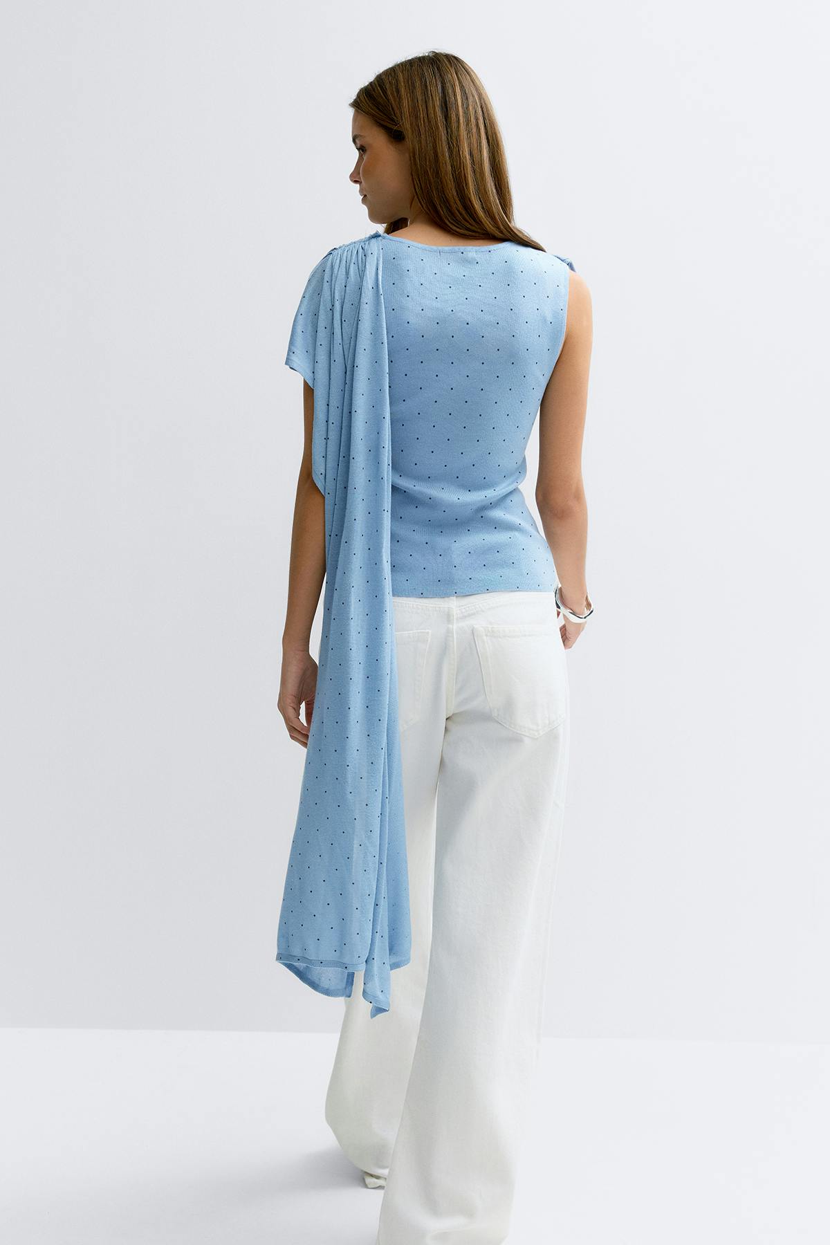 Knitted cape top - Blue dot