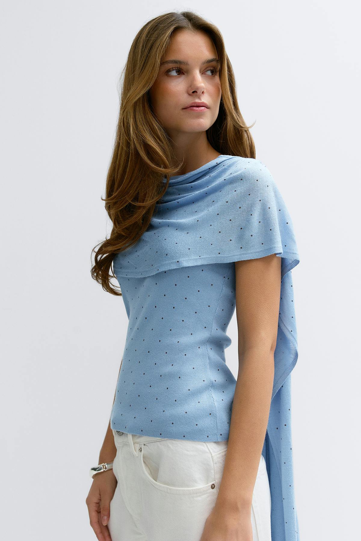 Knitted cape top - Blue dot