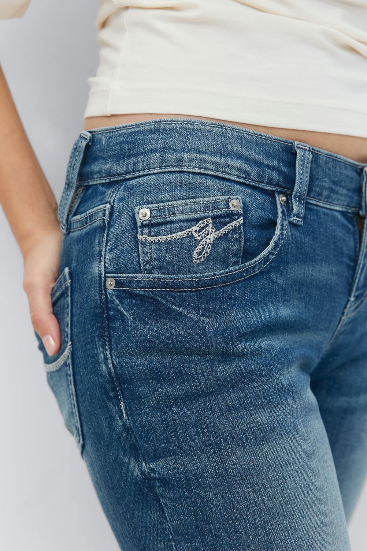 Ultra low bootcut jeans - Blanc cassé
