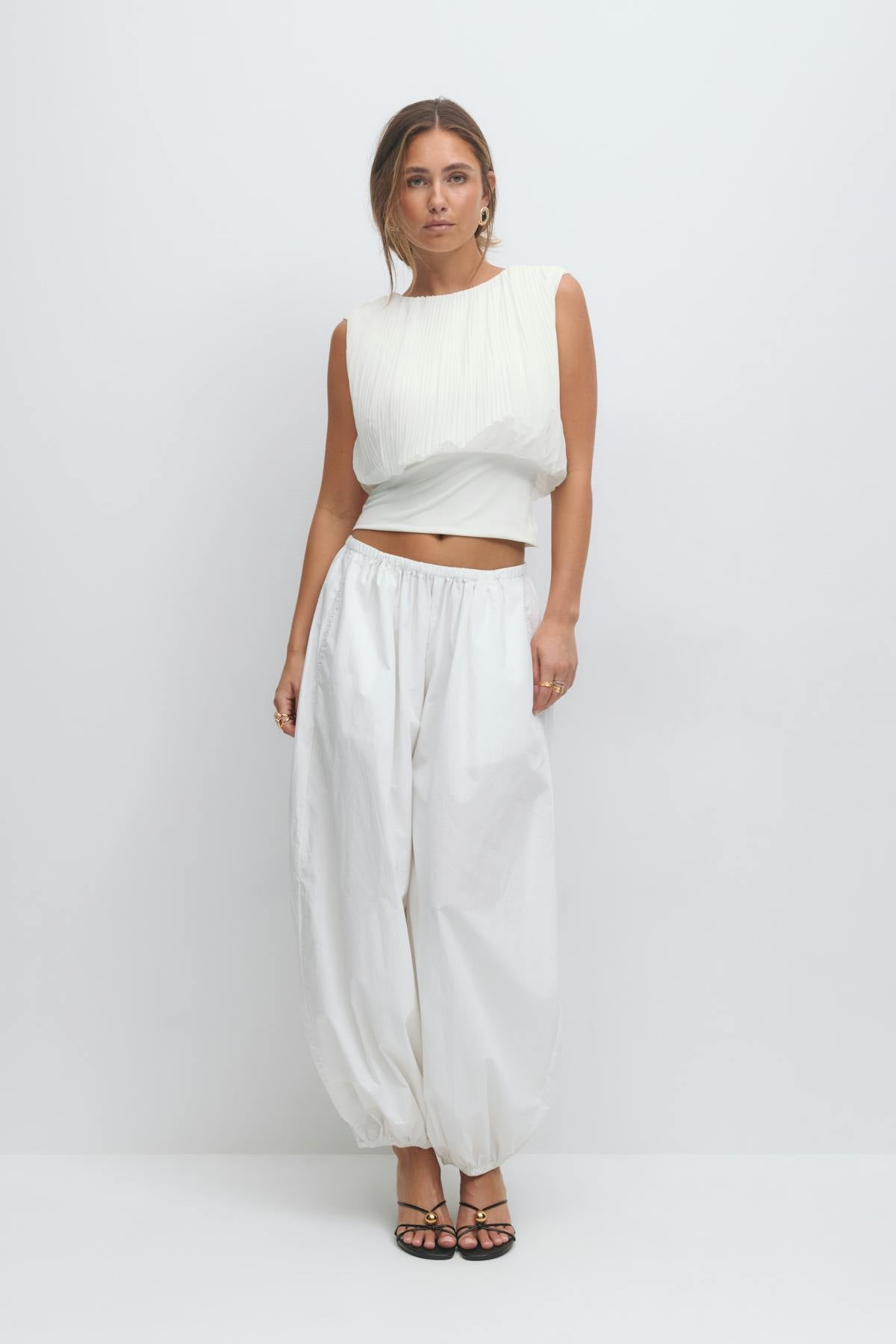 Sleeveless chiffon top - Creme
