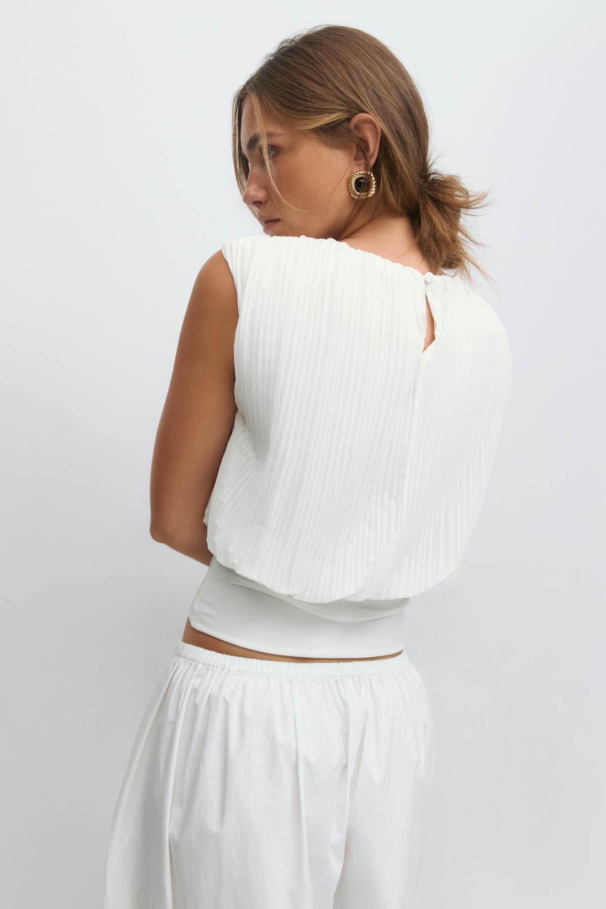 Sleeveless chiffon top - Creme