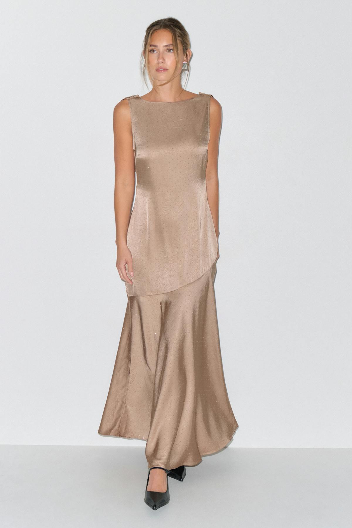 Open back rhinestone dress - Creme