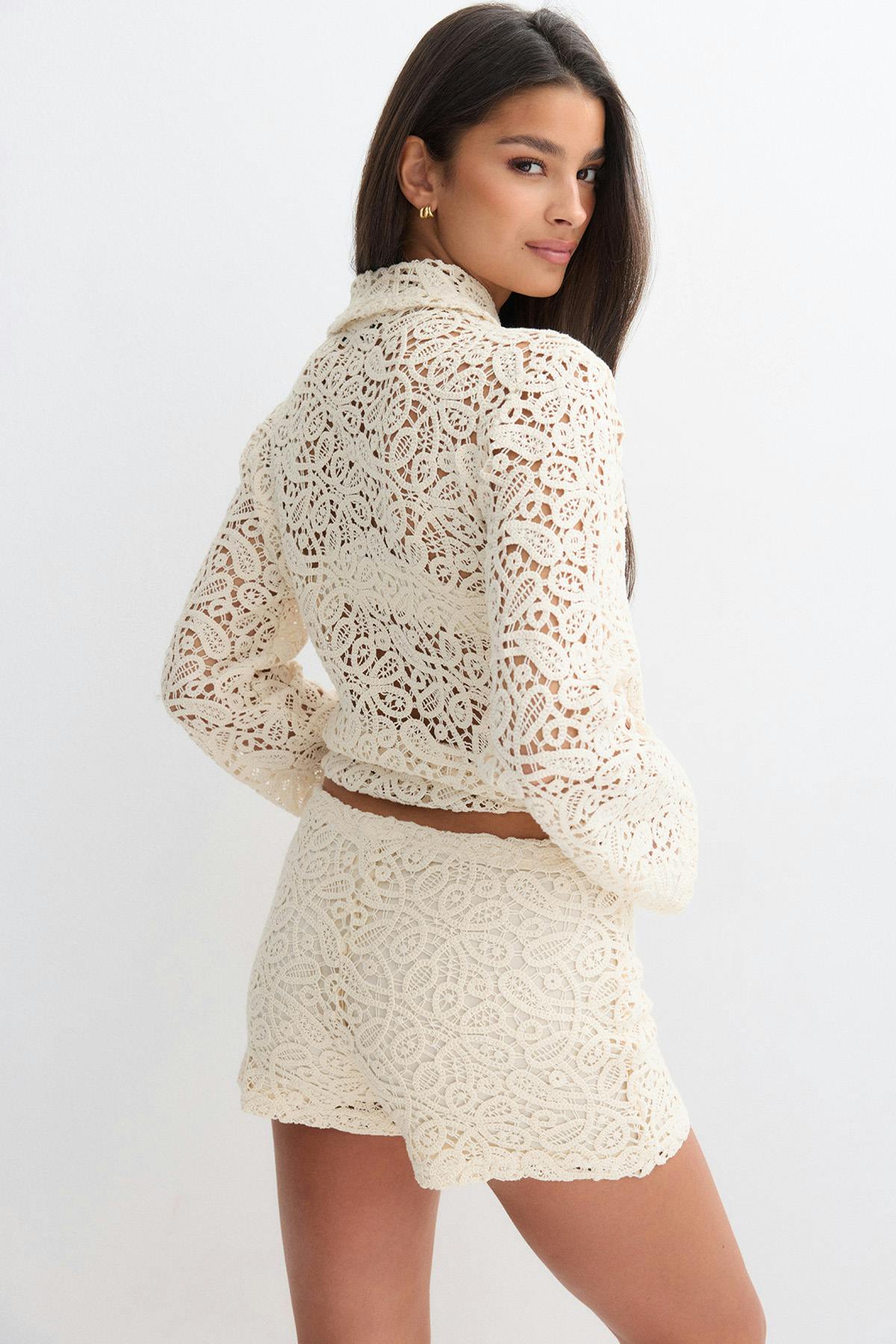 Knitted crochet shorts - Java