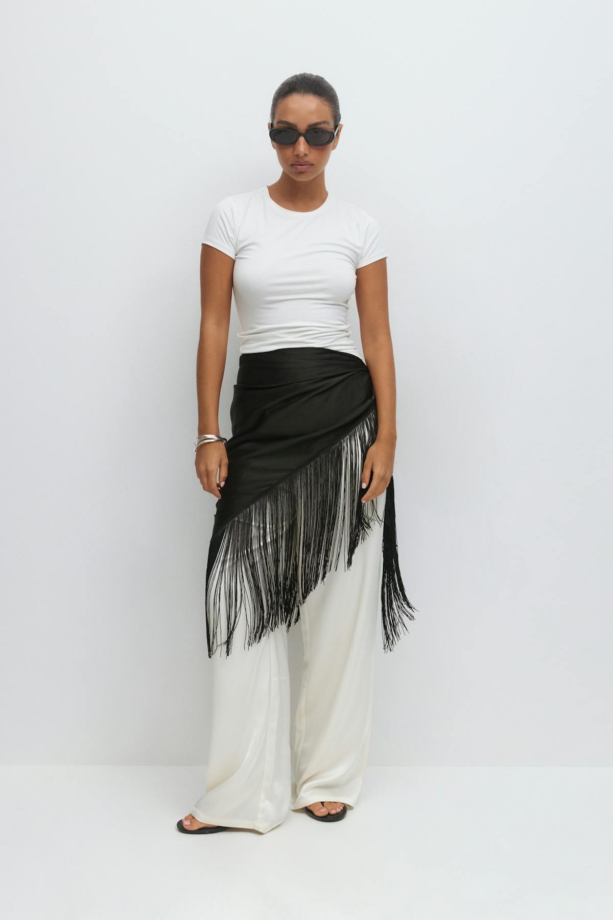 Triangle fringe scarf