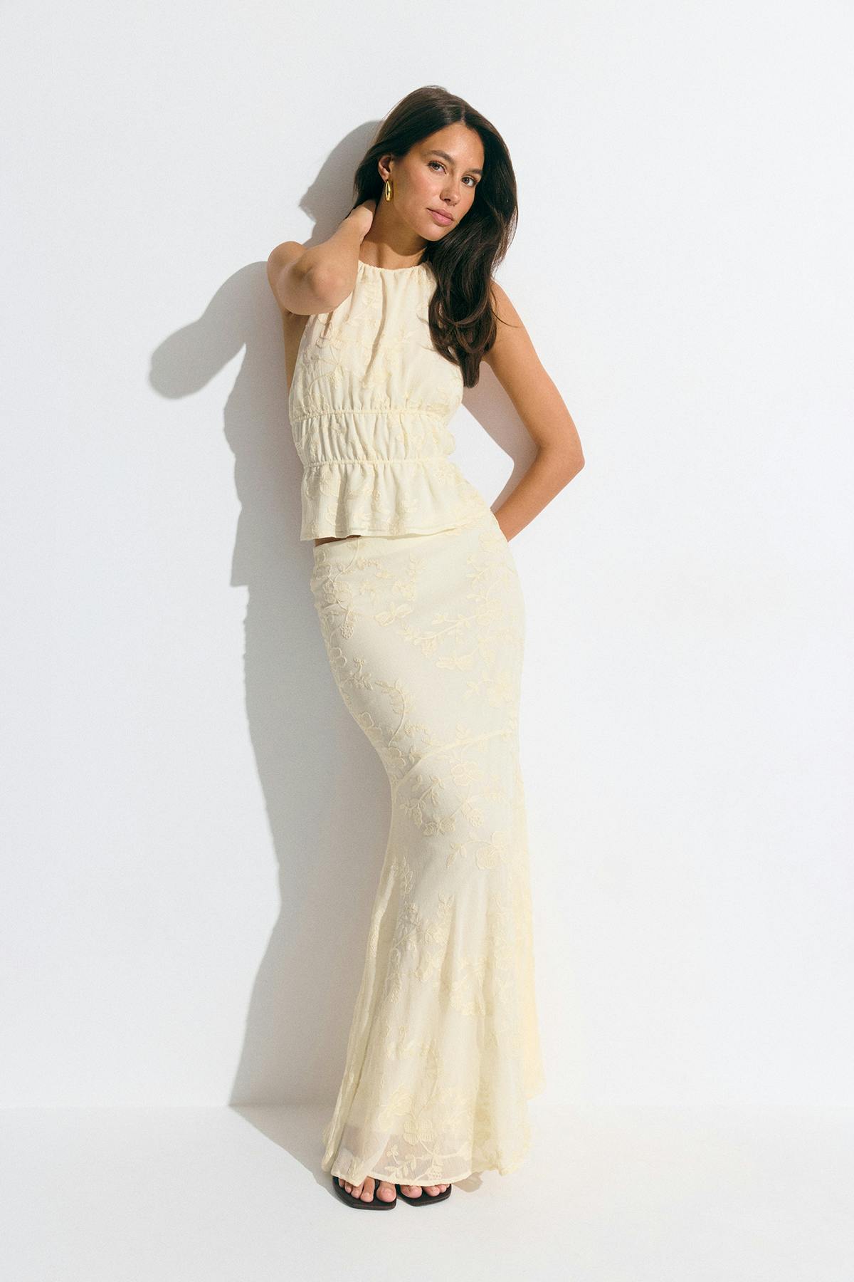 Embroidery open back top - Creme