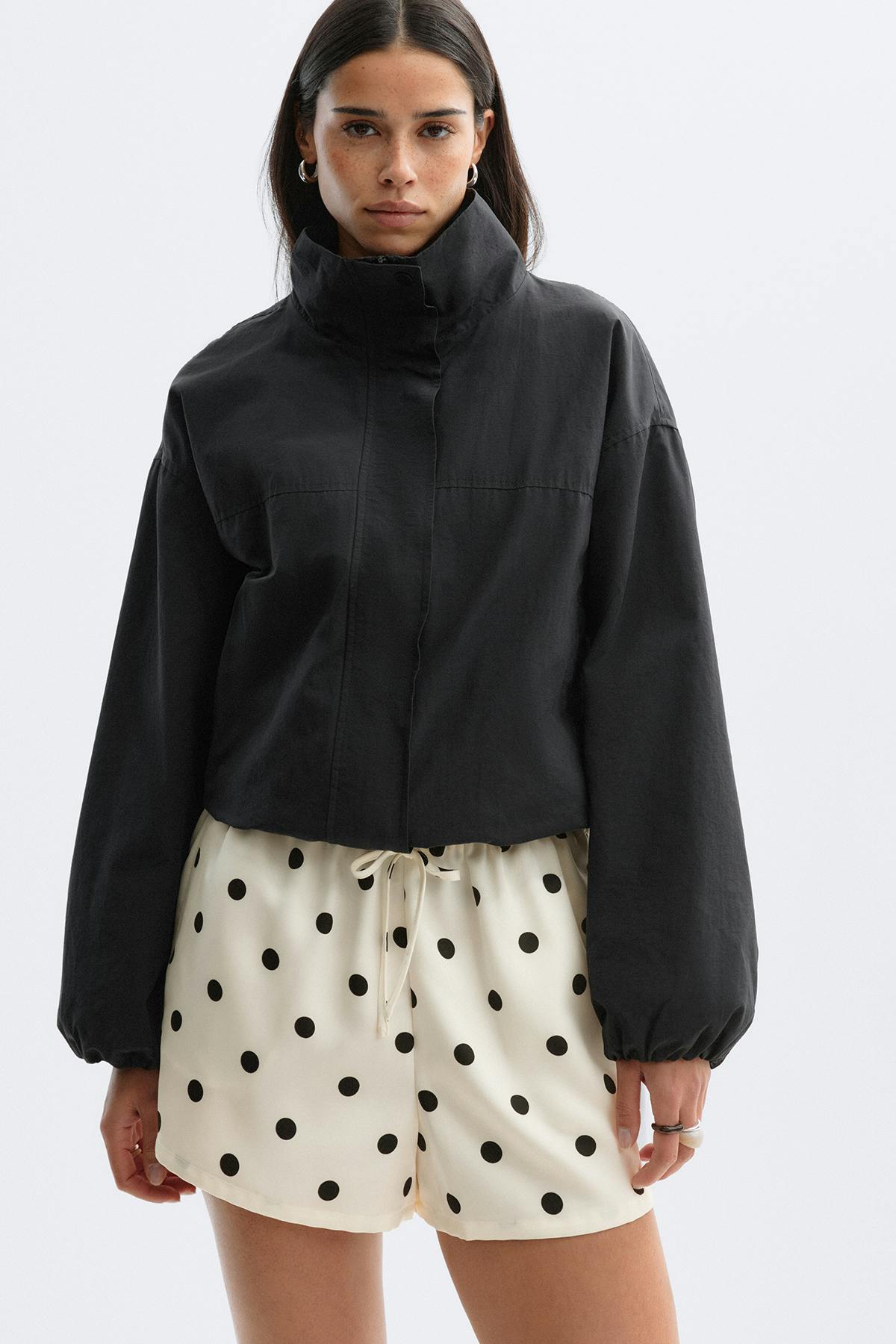 Satin drawstring shorts - Creme/dot
