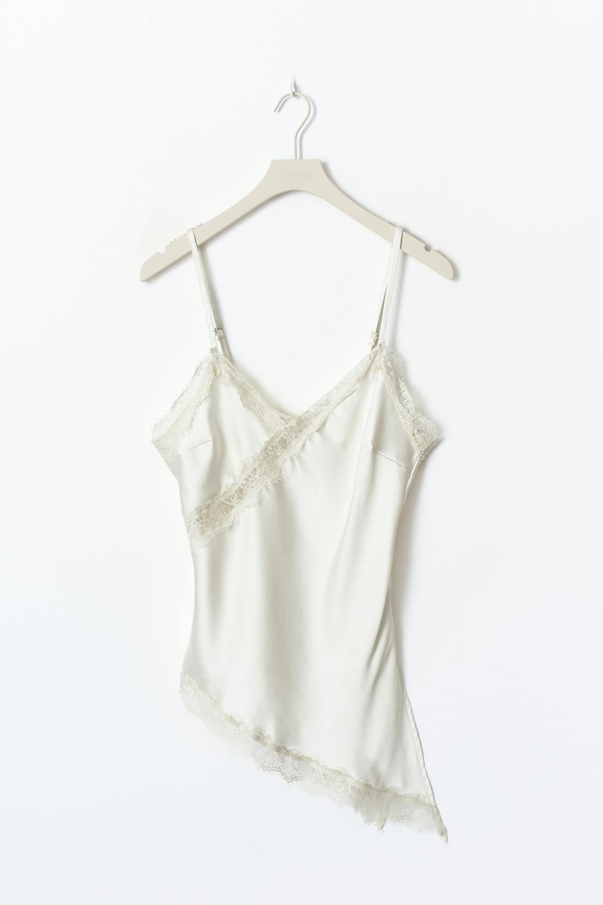 Satin asymmetric singlet - Creme