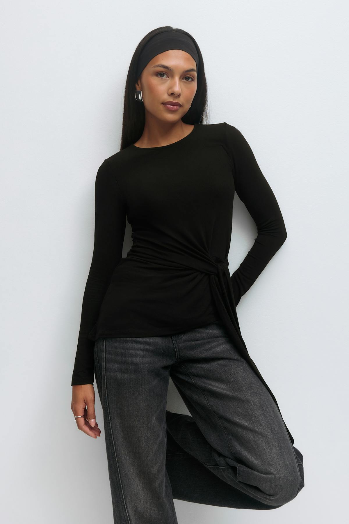 Asymmetric tie top - Noir