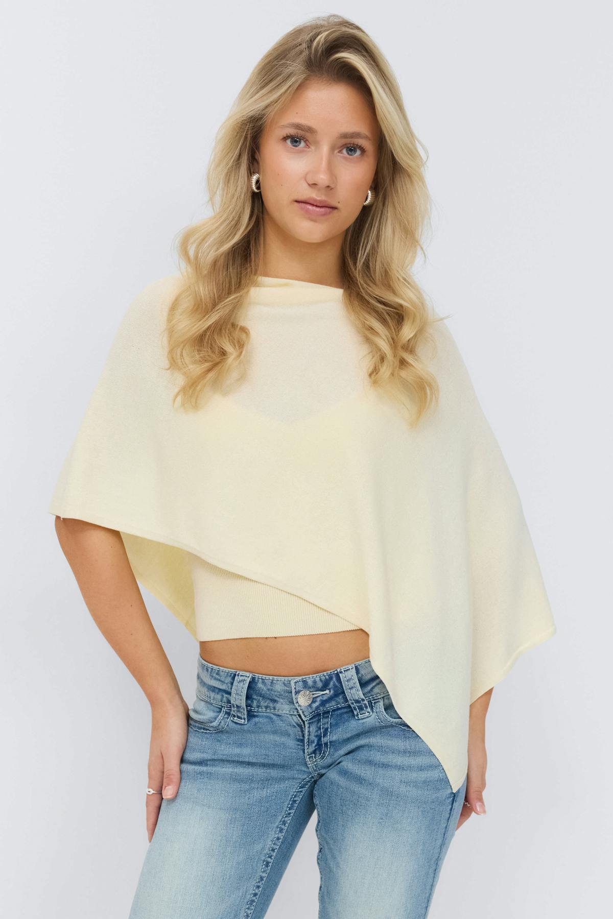 14+ knitted poncho - Banana crepe
