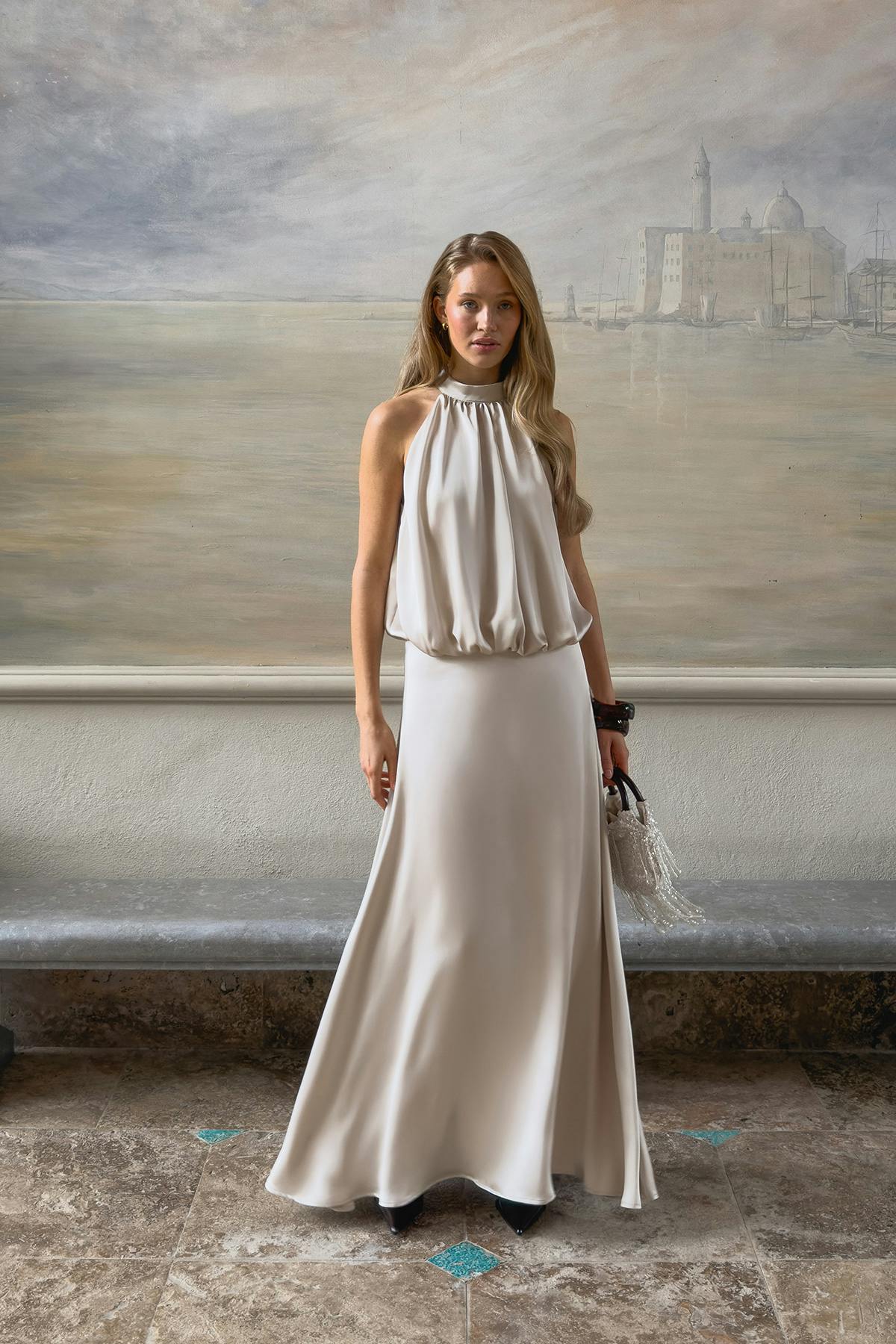 Satin halterneck maxi dress - Bleu clair