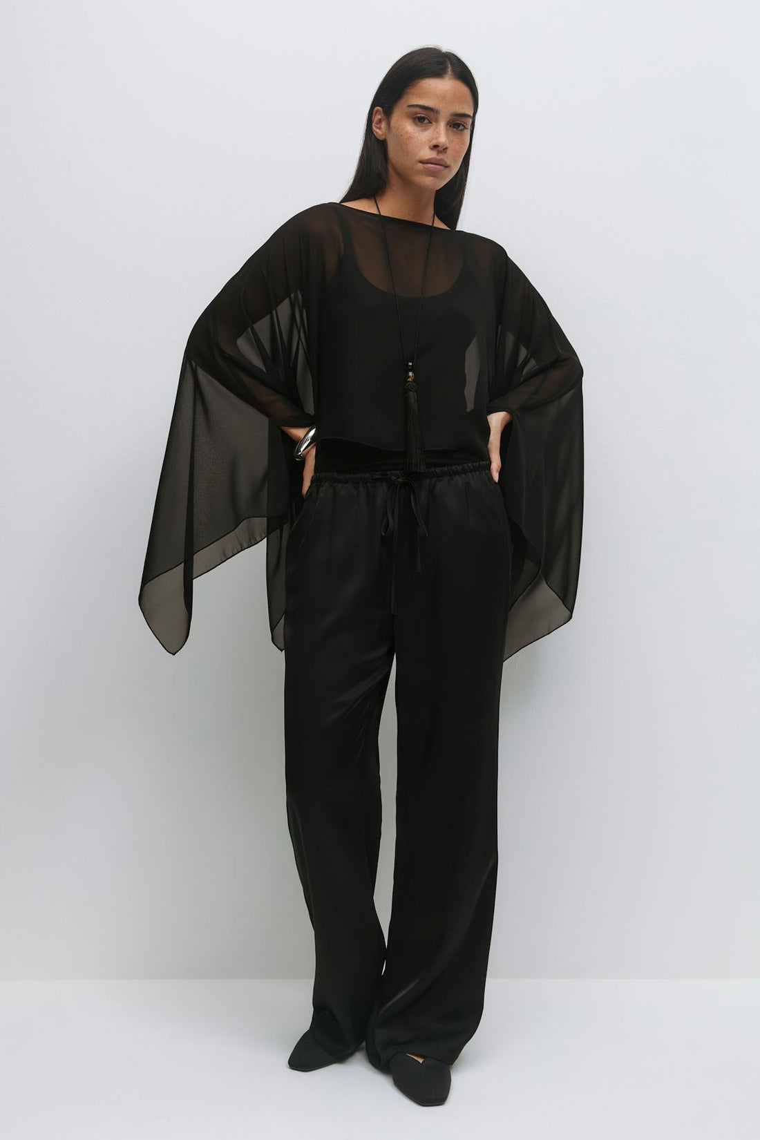 Sheer asymmetric poncho - Noir