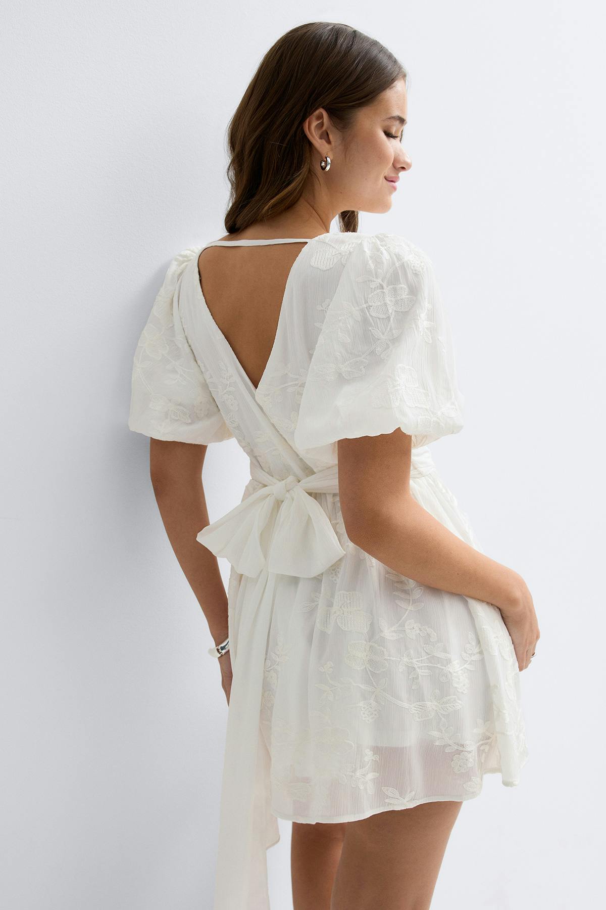 Embroidered mini dress - Blanc cassé
