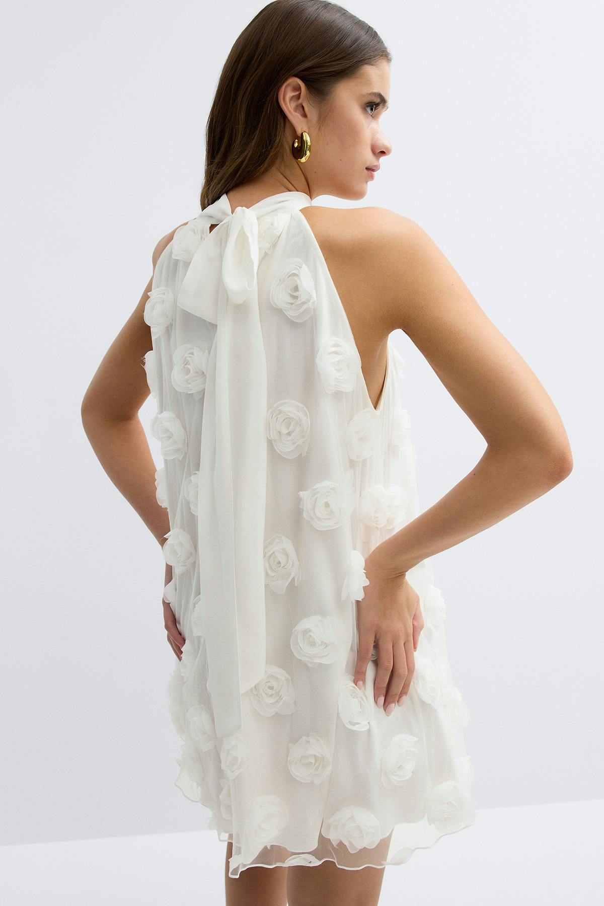 Wide halterneck mini dress - Blanc cassé