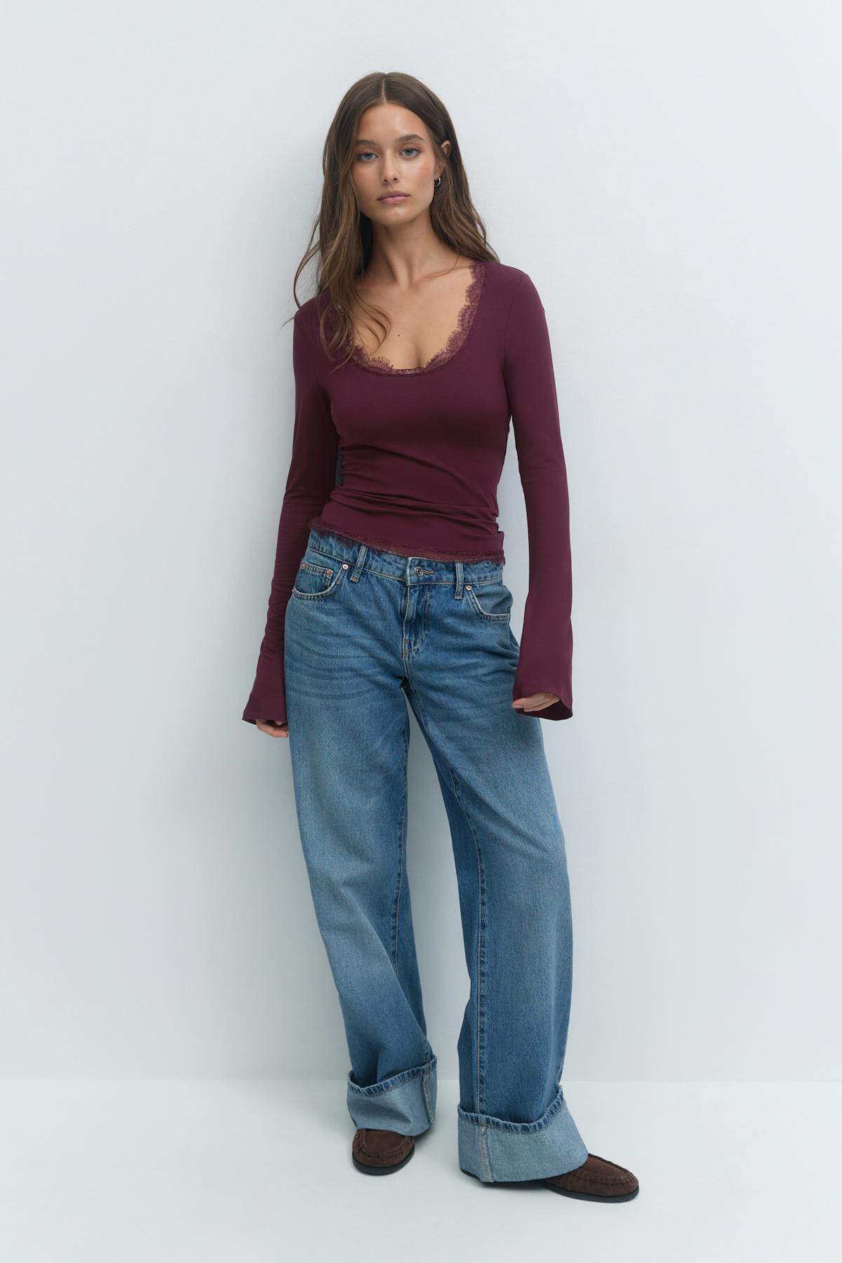 Lace detail scoop neck top - Wine tasting