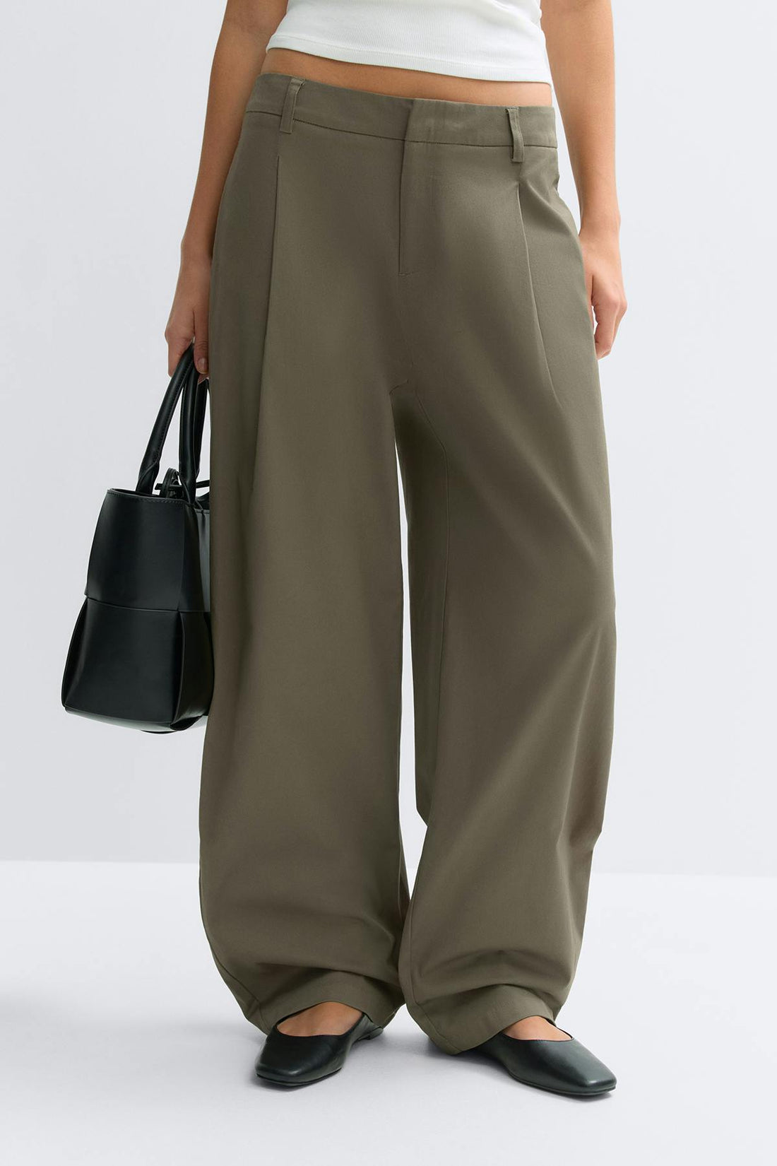 Cotton barrel trousers - Khaki green