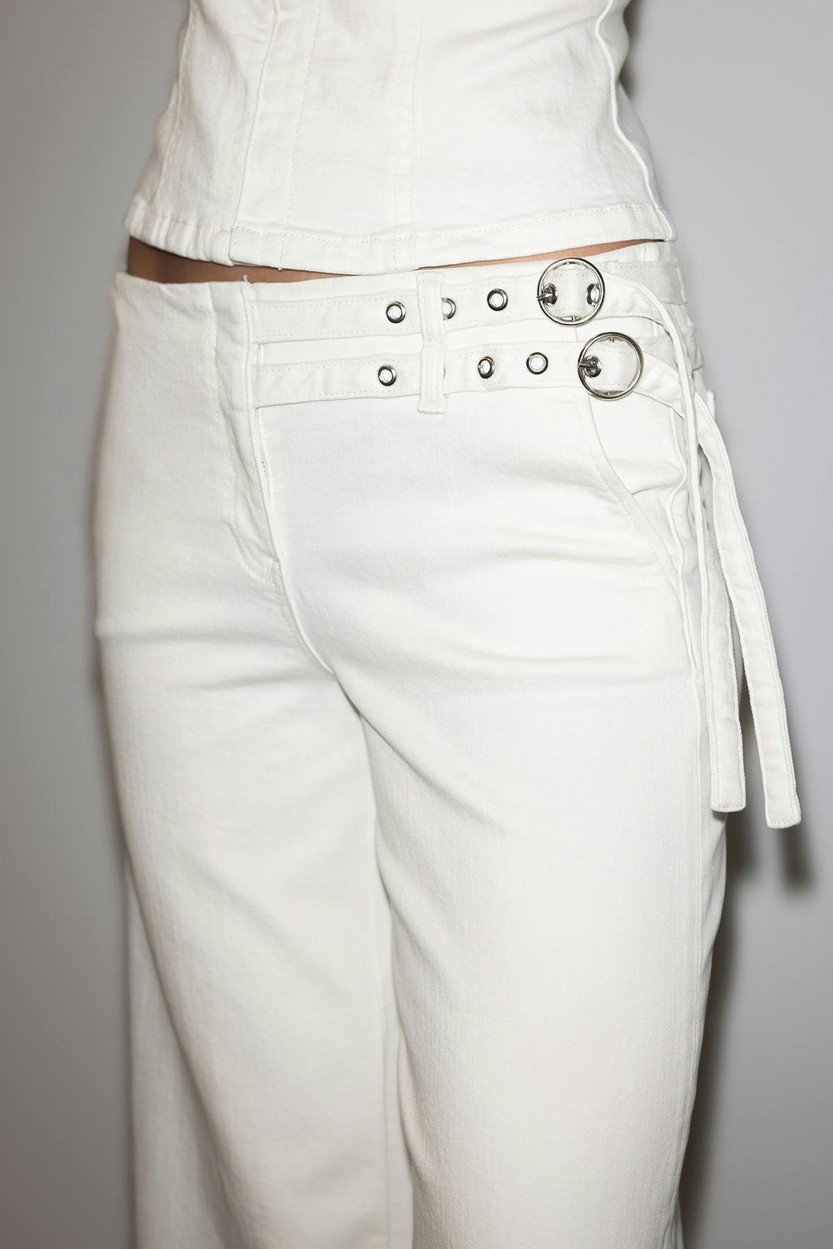 Booty belted jeans - Blanc cassé