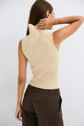 Sleeveless knitted top - Vanilla
