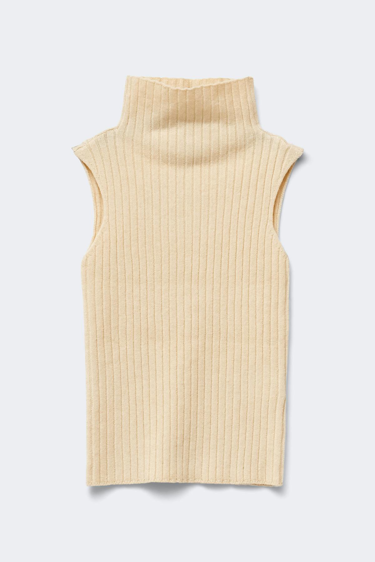 Sleeveless knitted top - Vanilla