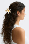 Metal flower hair clip - White flower