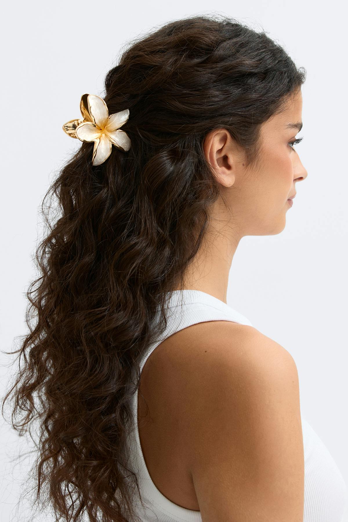 Metal flower hair clip - White flower