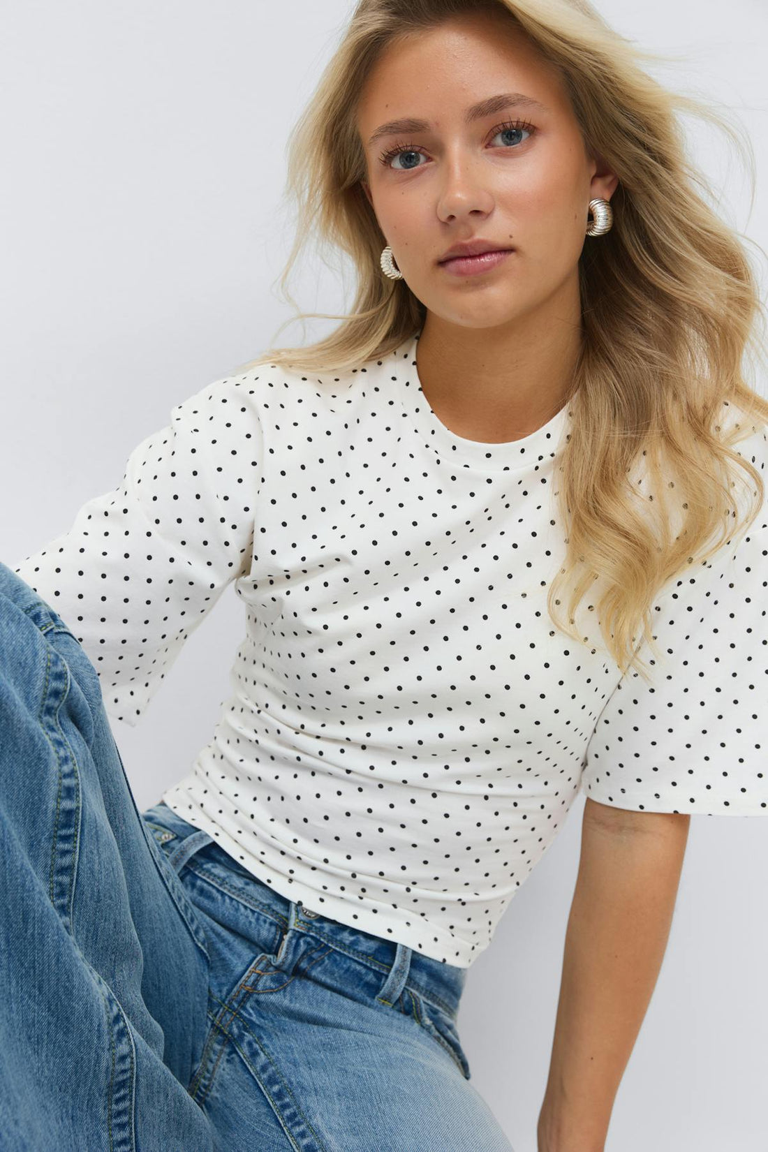 14+ fitted tee - Offwhite/dot