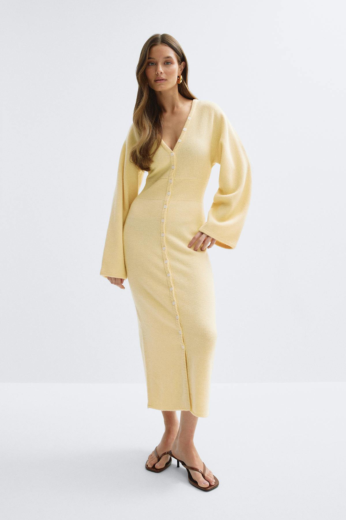 Fitted knitted dress - Italian straw