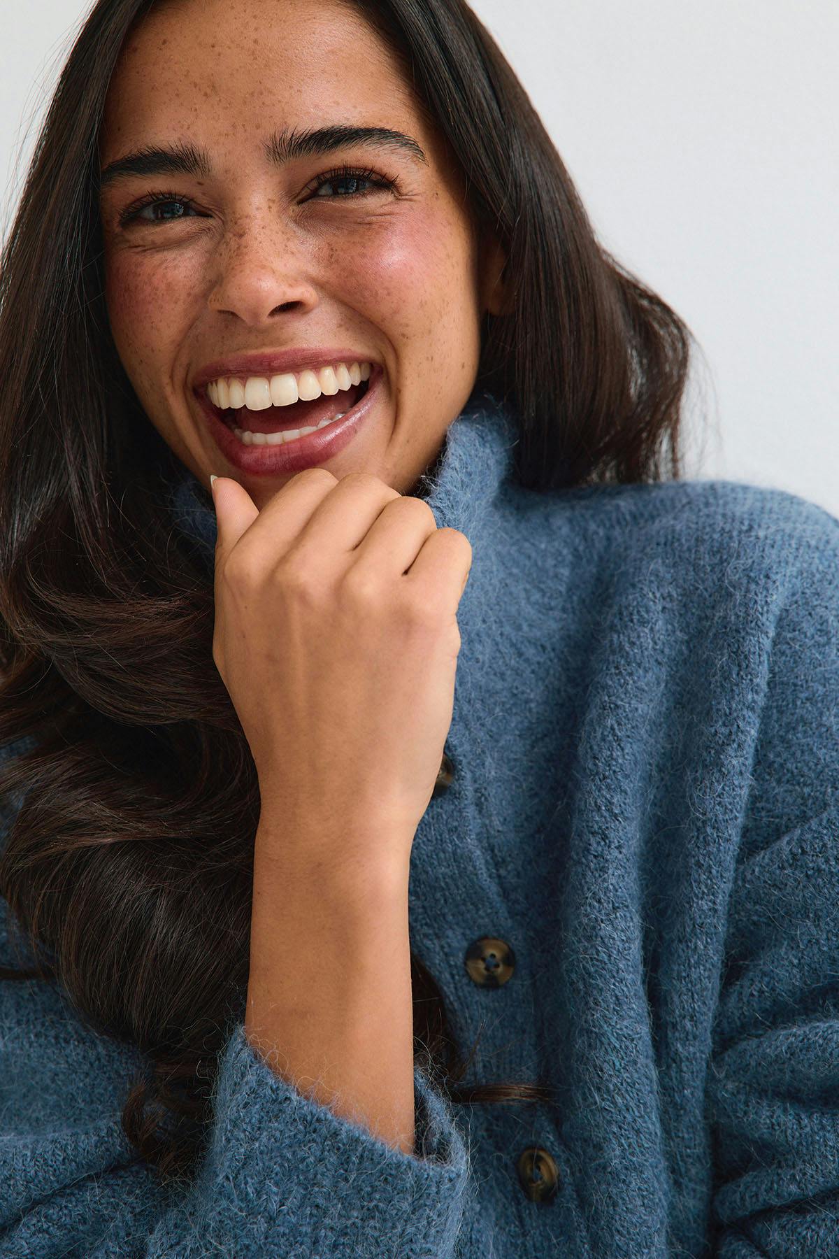 Turtleneck knitted cardigan - Gardenia