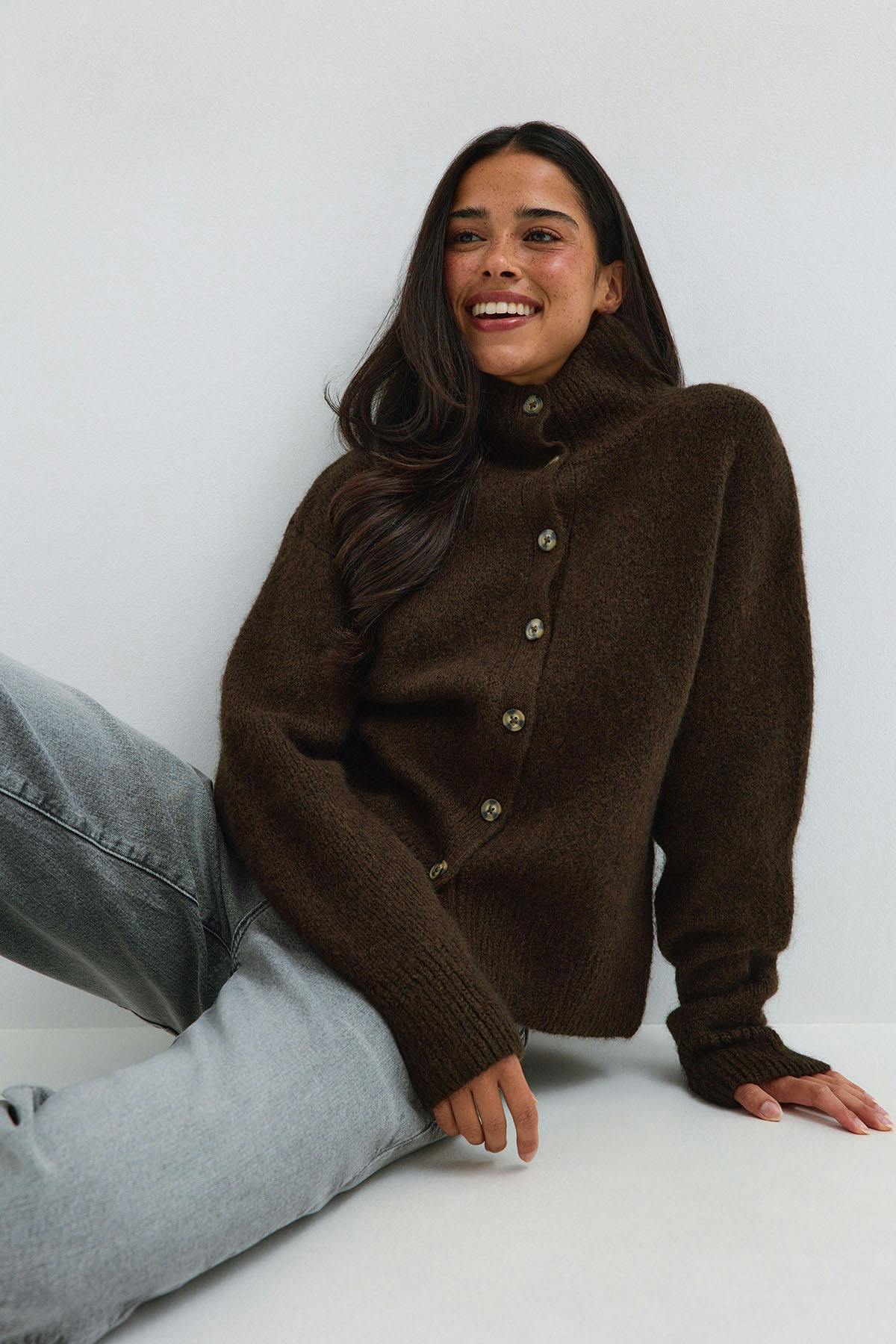 Turtleneck knitted cardigan - Pure c