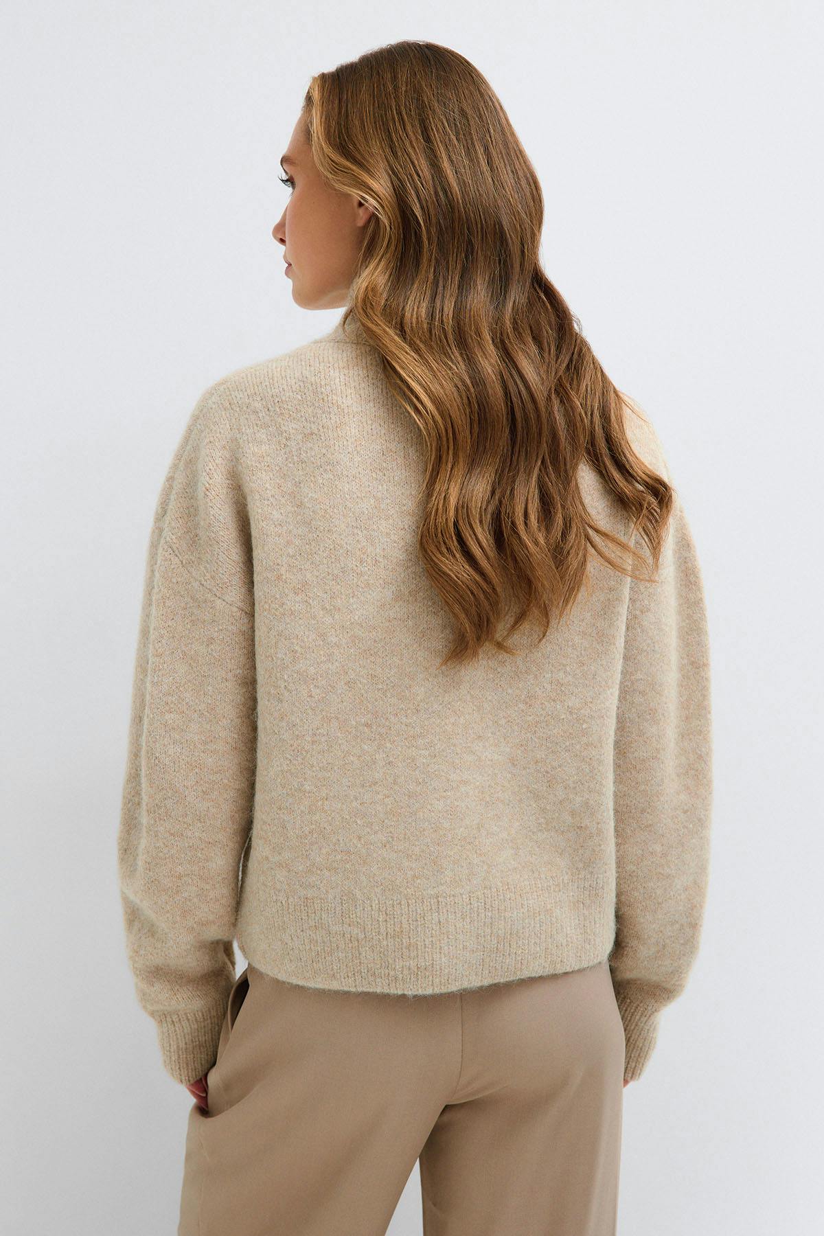 Turtleneck knitted cardigan - Pure c