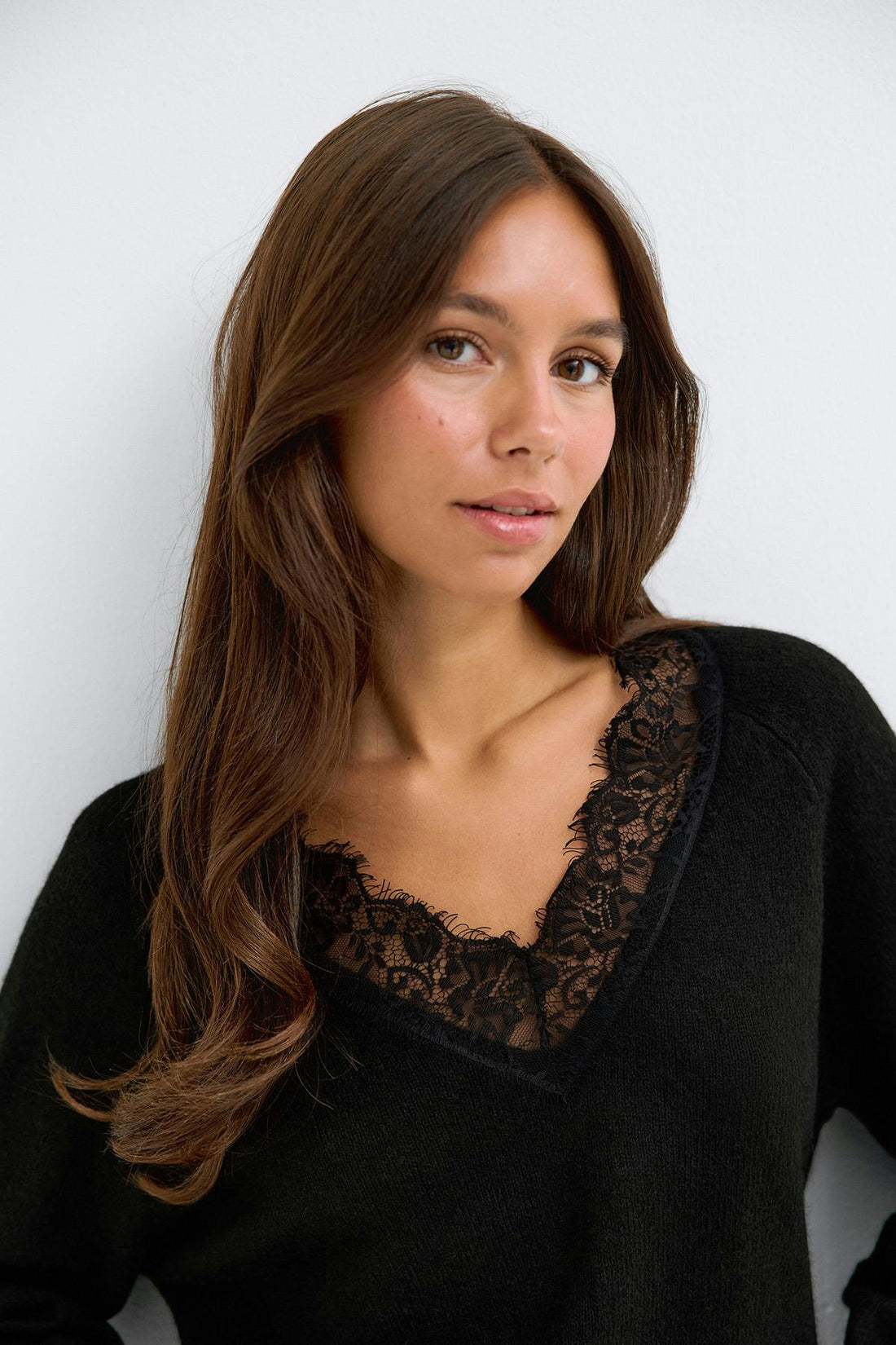 V-neck lace knitted sweater - Noir
