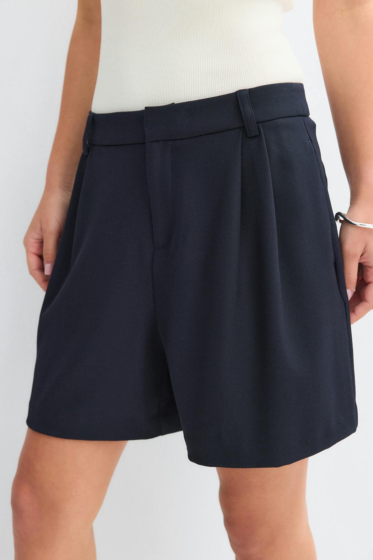 Pleated shorts - Bleu marine