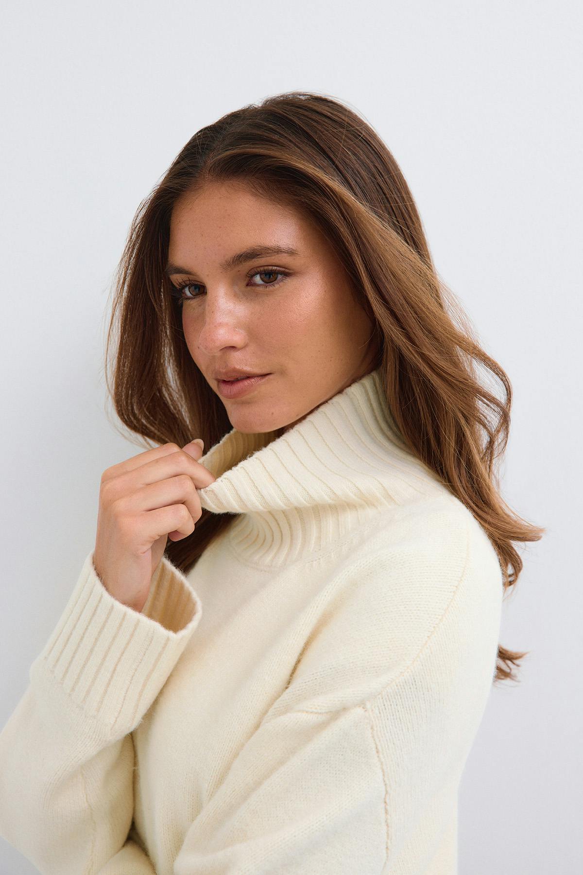 Knitted turtleneck sweater - Dark grey melange