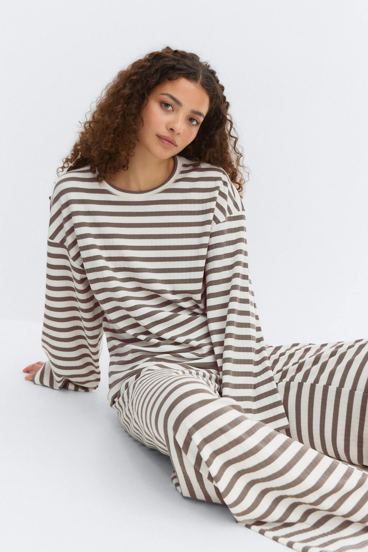 Soft loungewear longsleeve top - Teaberry