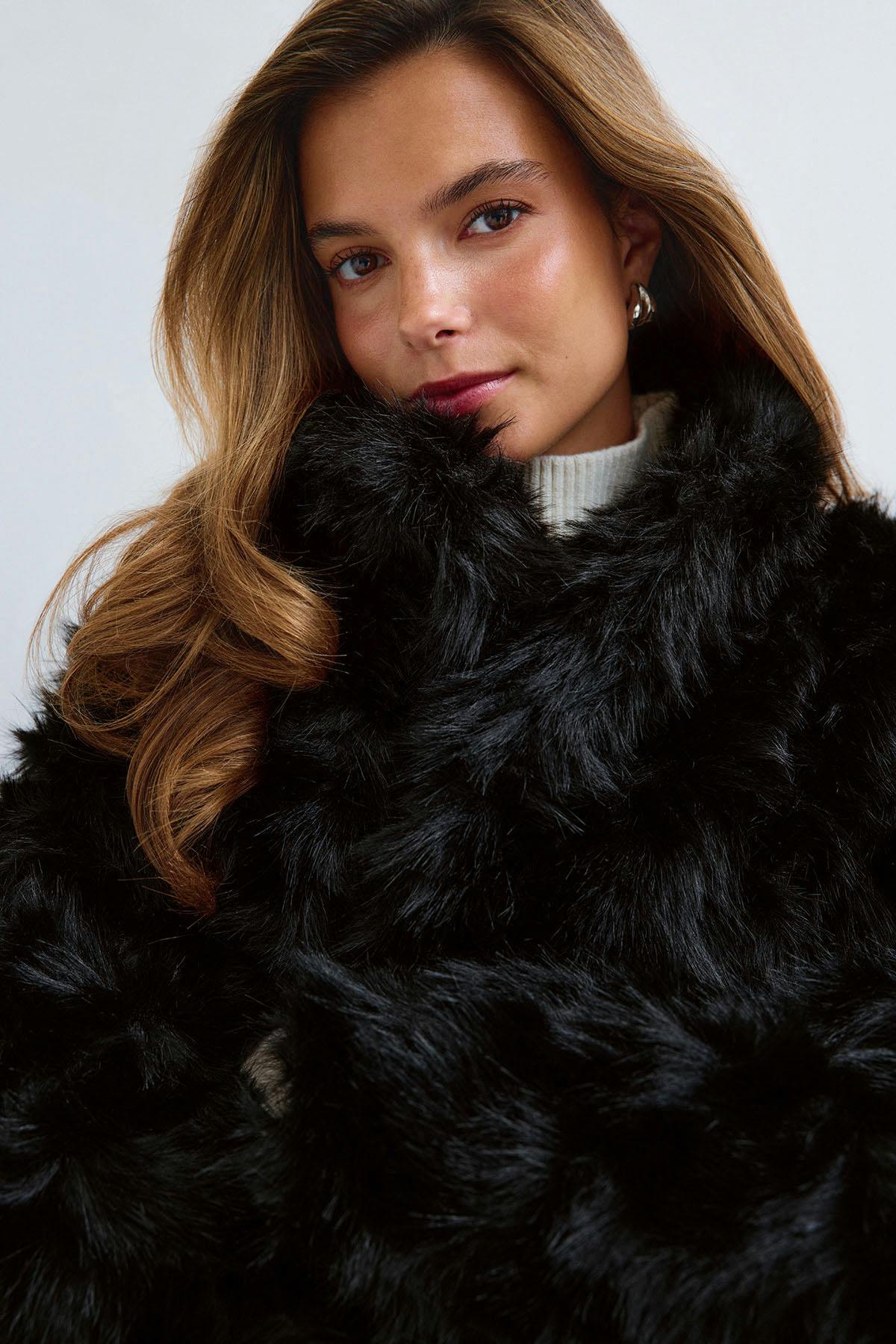 Faux fur jacket - Creme