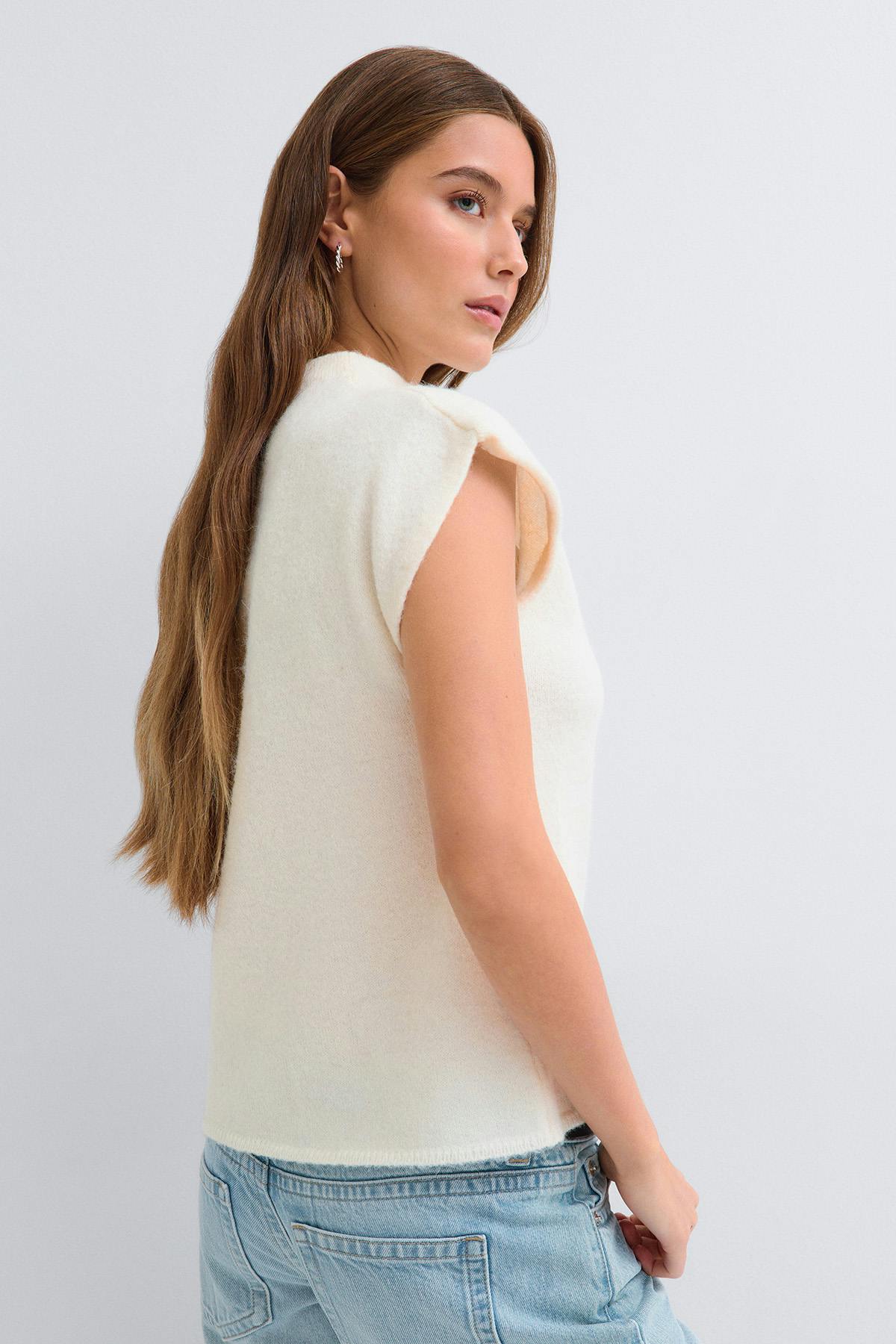 Knitted funnel neck top - Blanc cassé