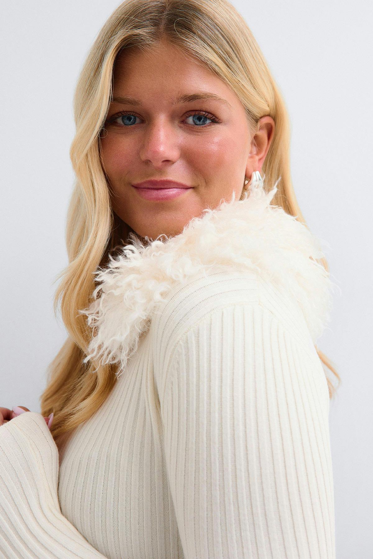 14+ fur knitted cardigan - Gardenia