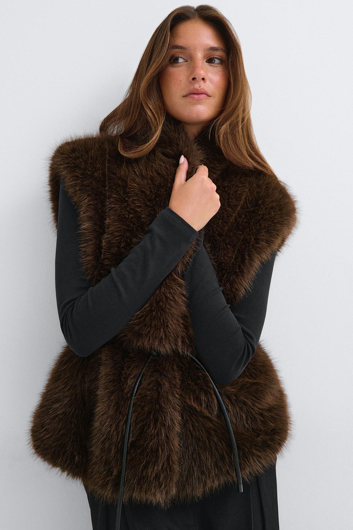 Faux fur vest - Beige