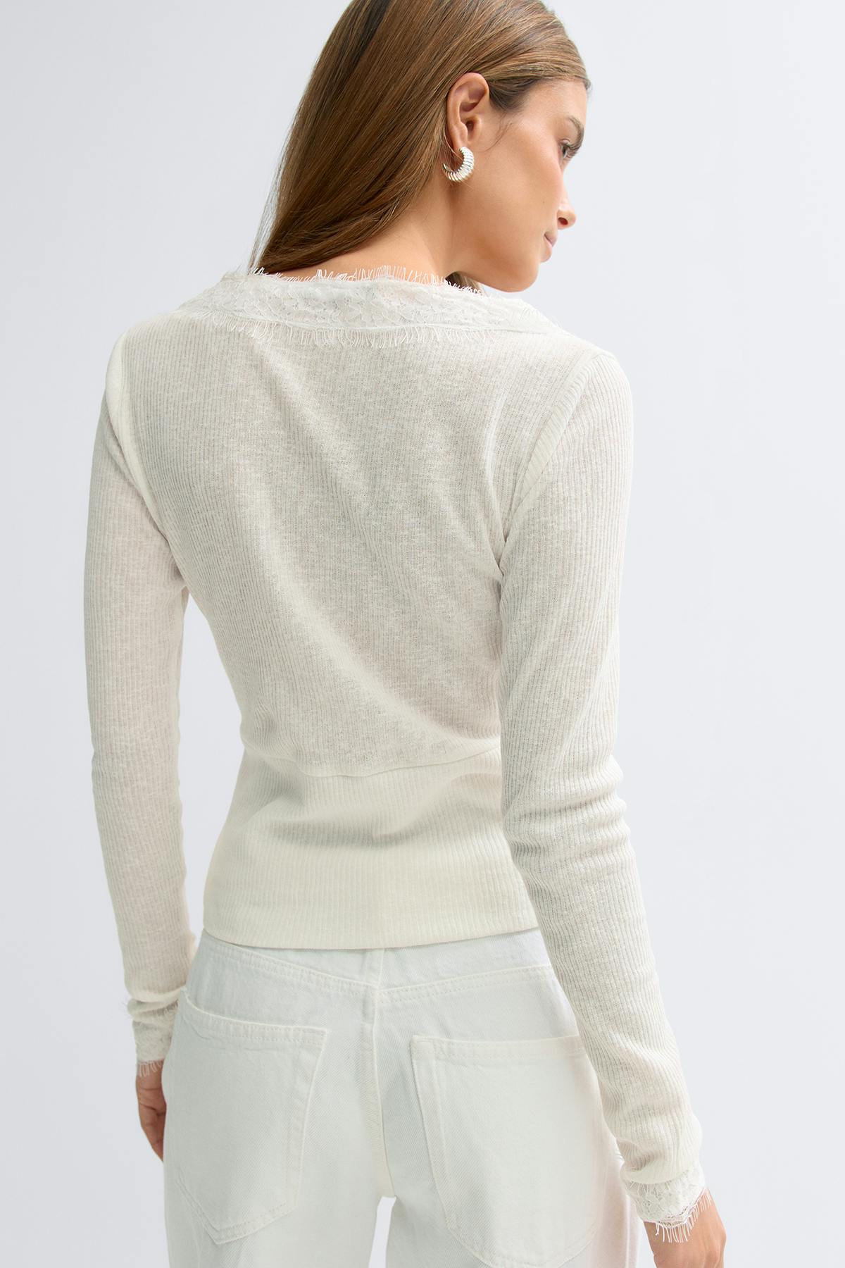 Lace detail button top - Blanc cassé