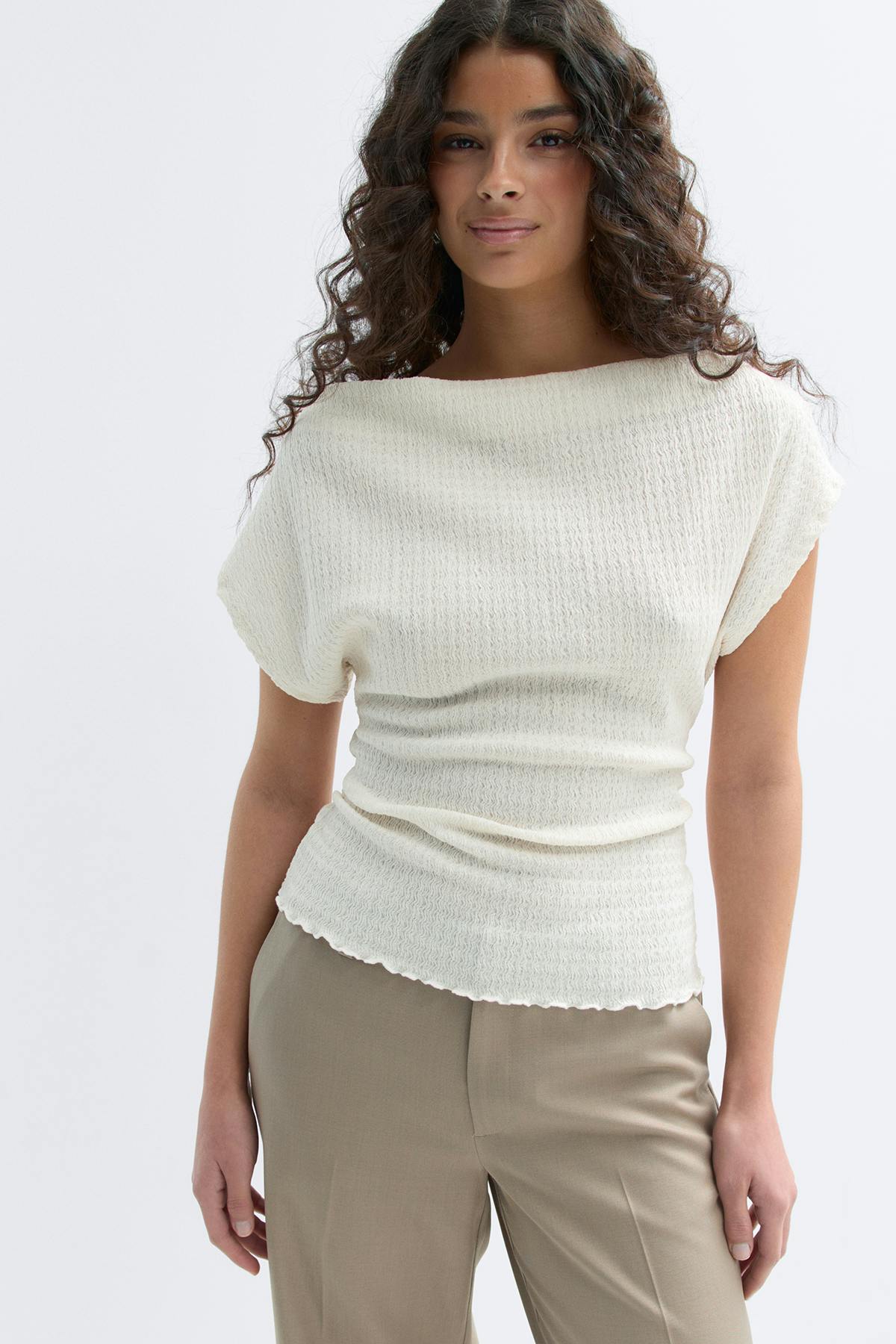 Lacing back top - Gardenia