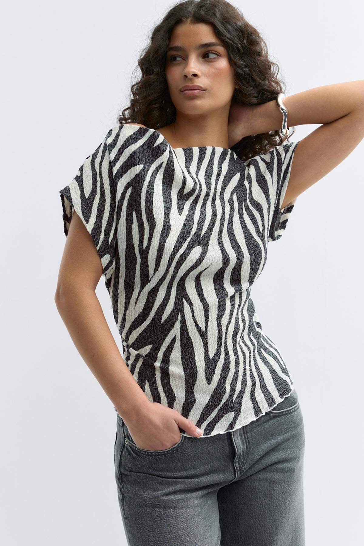 Lacing back top - Zebra