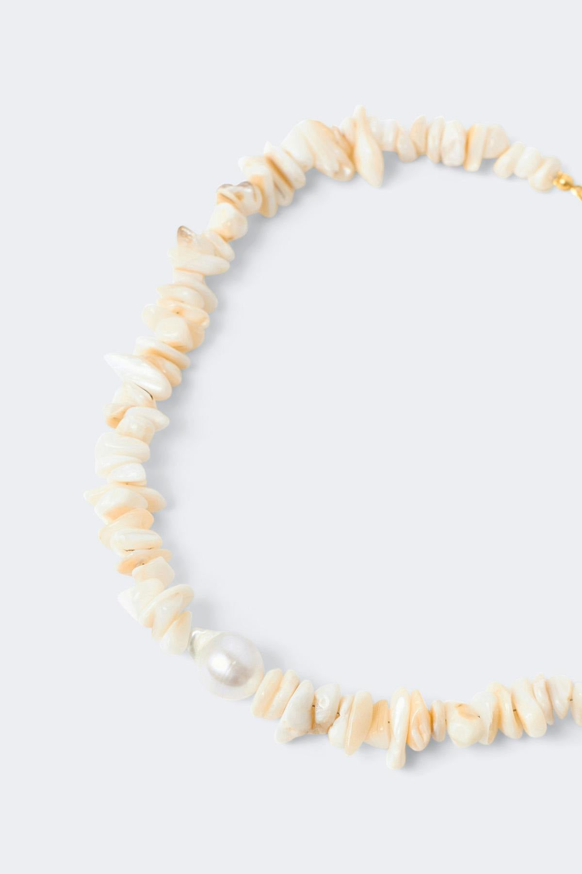 Sea pearl necklace