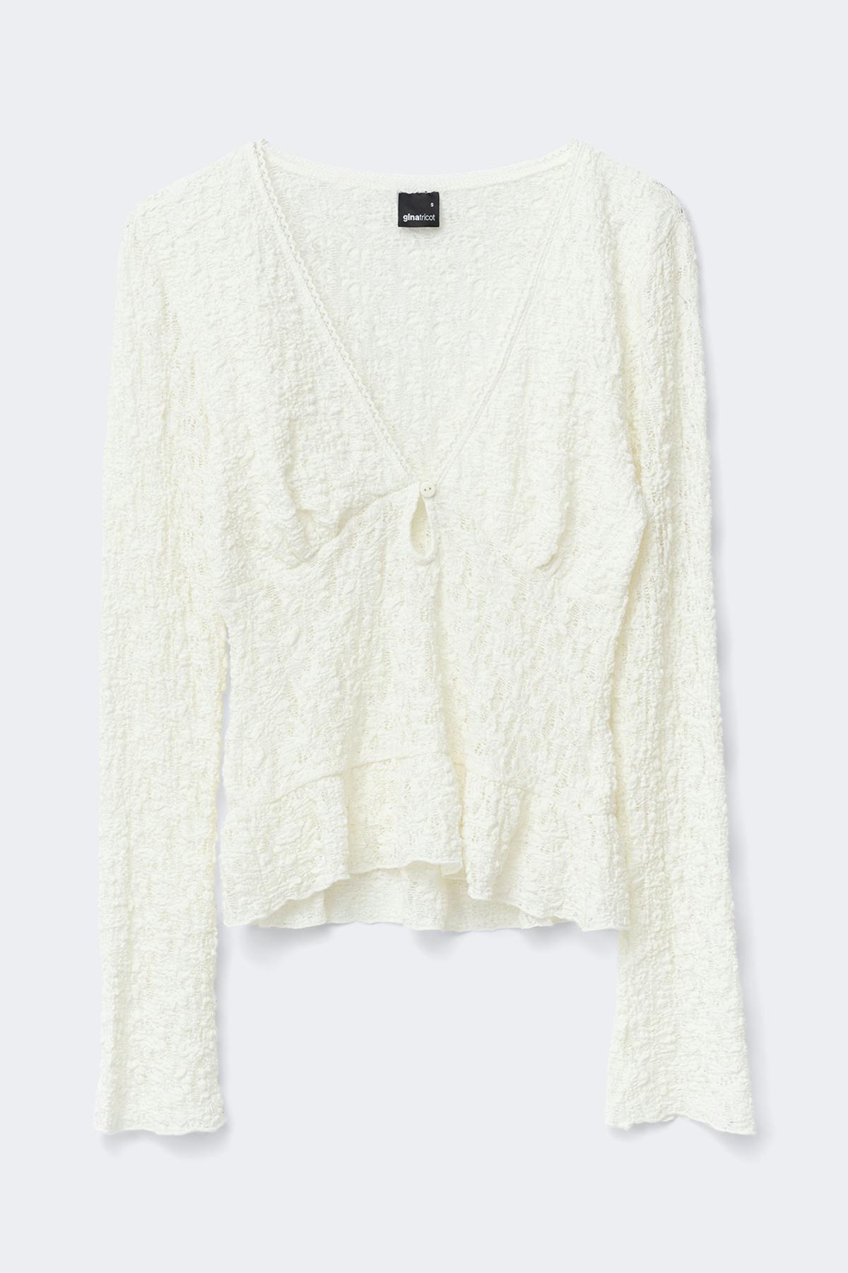 Lace v-neck top - Gardenia