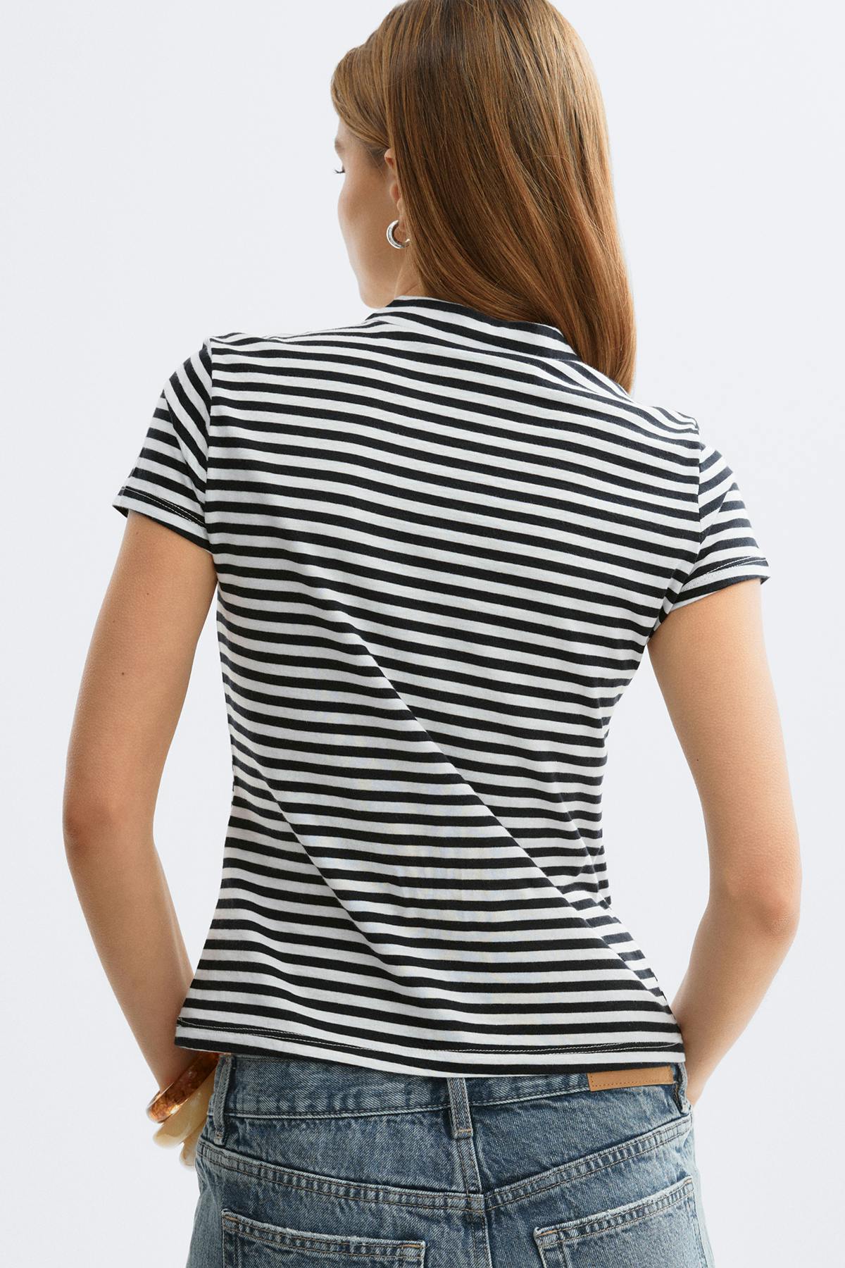 Keyhole top - Stripe