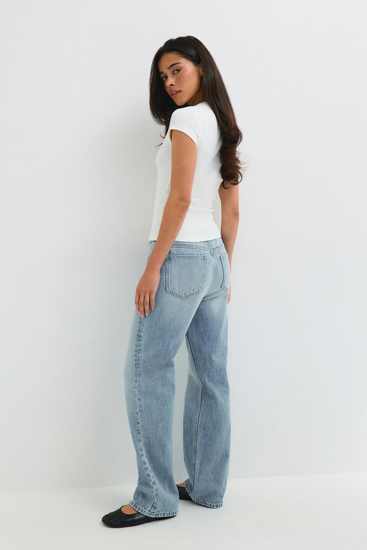 Slim straight jeans - Lt mid blue