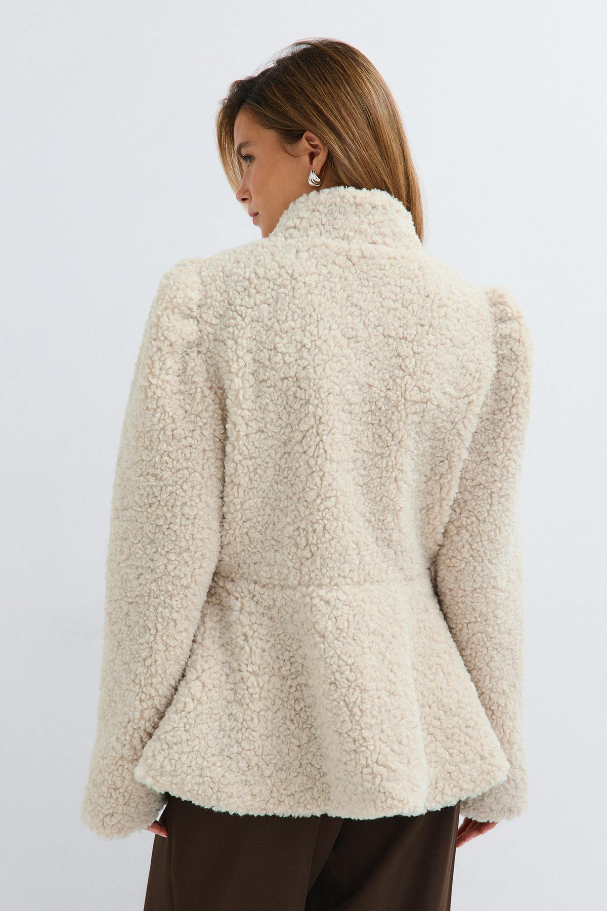 Peplum pile jacket - Crème