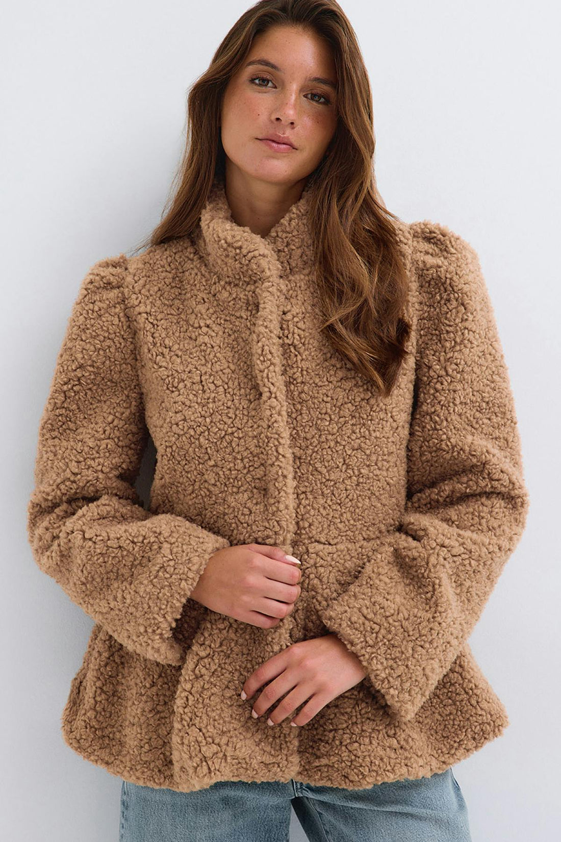 Peplum pile jacket - Almond spot aop