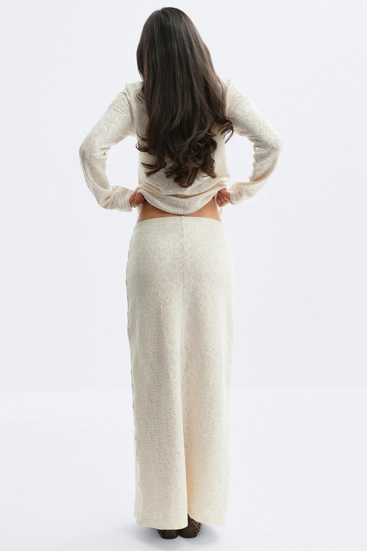 Lace maxi skirt - Endless sky